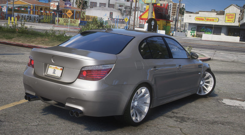 BMW M5 E60 | Tuning | Debadged