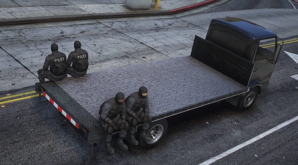 Maibatsu Mule Flatbed with Tow Hitch